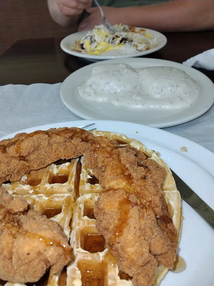 Extra Thick French Toast Chicken & Waffle